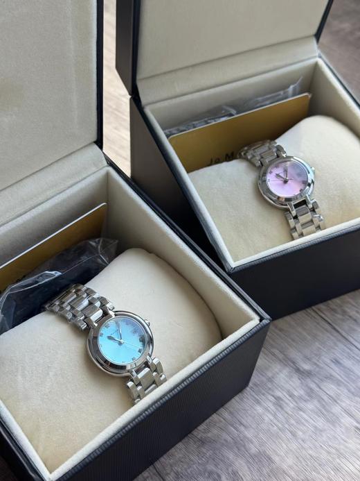 D012256高颜值新款秀气百搭钢带女士手表腕表 商品图1