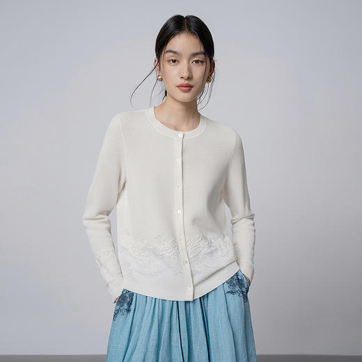 【林栖设计小店】手工绣花|米白优雅百搭气质宽松透气2026春新款毛织外套1961093 商品图1