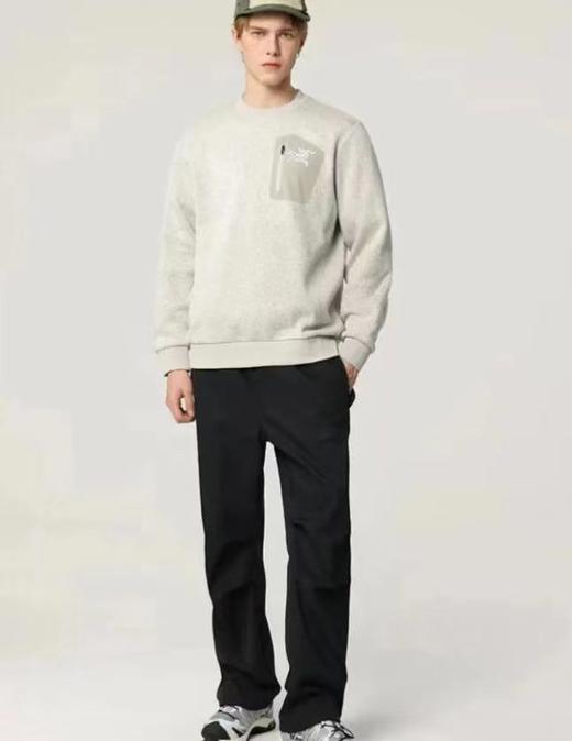 D012253立裁压胶口袋冬季加绒打底休闲套头圆领拼色卫衣 商品图11