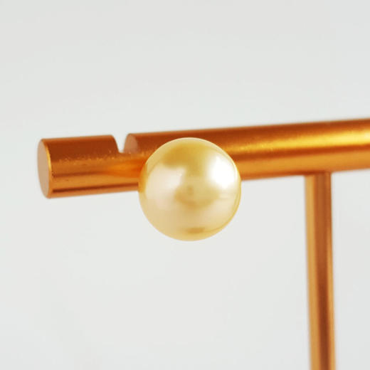 【天然正品】AU750黄金镶天然约9.4MM近正圆无暇香槟金色海水珍珠耳钉20.0*9.4*9.4MM （皆取最大值）311225NJM63特价：1380 商品图2