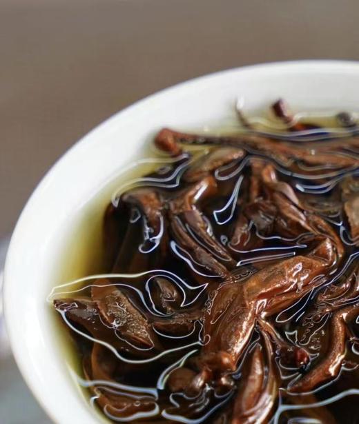 周五秒杀 / 2025年《满棠红》冰岛小户赛头春古树晒红 冰糖甜韵 原野花香 商品图2