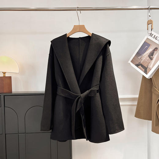 【来点不一样的】禾7900+！2026冬季新款宽松羊毛混纺双面呢中长款连帽大衣外套女 商品图4