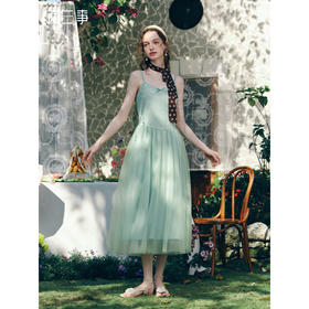 两三事 茉莉与薄荷 2026春季新款小清新立体花朵吊带连衣裙仙女裙