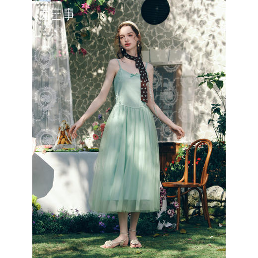两三事 茉莉与薄荷 2026春季新款小清新立体花朵吊带连衣裙仙女裙 商品图0