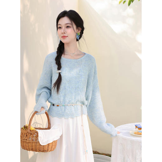鹿向南「风信子」慵懒感蓝色针织衫女春季收腰显瘦圆领长袖上衣 商品图0