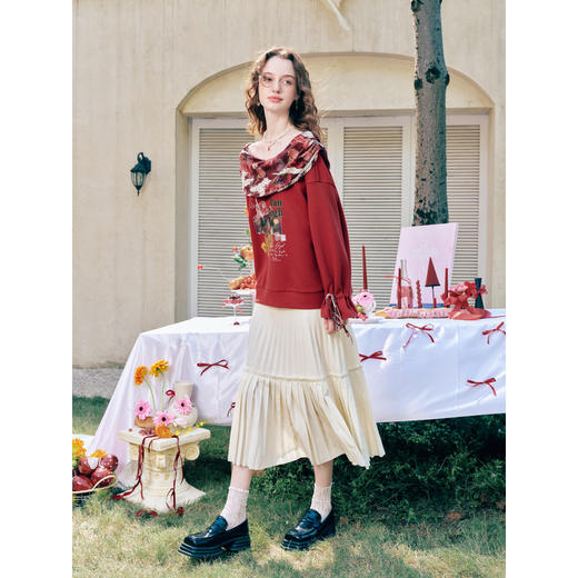 两三事梵高文艺未完日记2026春新款甜美一字肩大翻领印花t恤女 商品图3