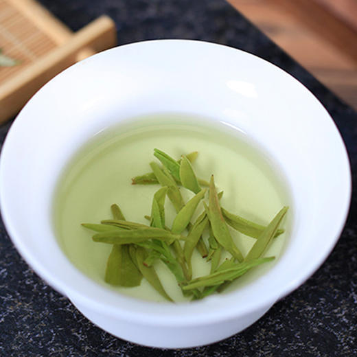 【古法传承❗️龙井茶绿茶礼盒】源自核心产地高山茶园，明前龙井豆香，正宗茶叶礼盒装木桶，马年新年送礼好物年货礼盒L 商品图3