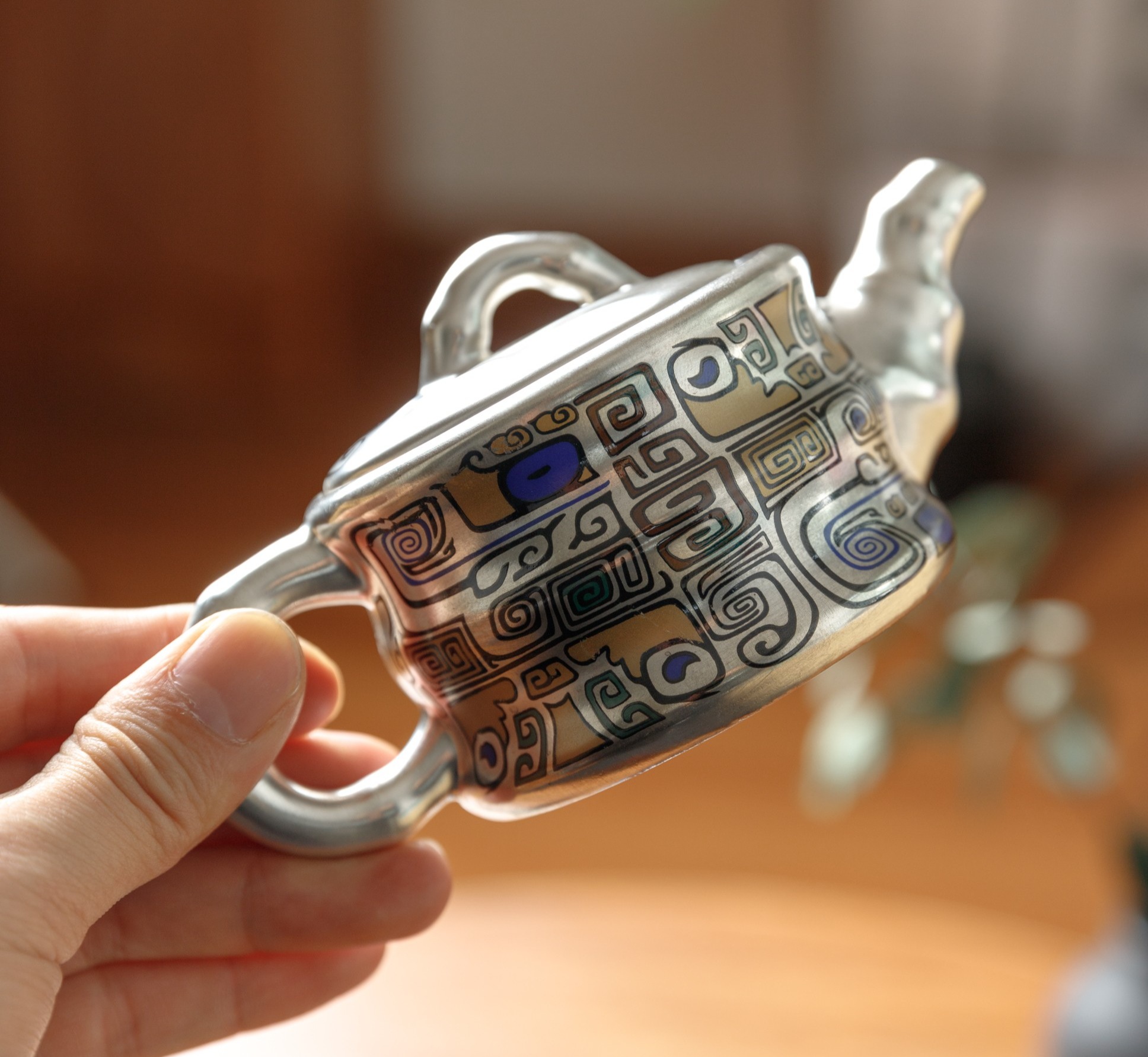 拾物观心·掐丝满花鎏银茶器，极具东方雅致，爱茶人的心头好