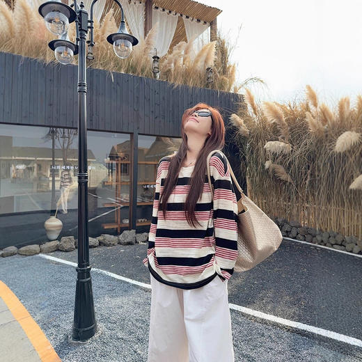 【经典条纹❗️随性穿搭】美式复古撞色条纹长袖T恤女秋季休闲宽松百搭圆领上衣韩版。jc 商品图1