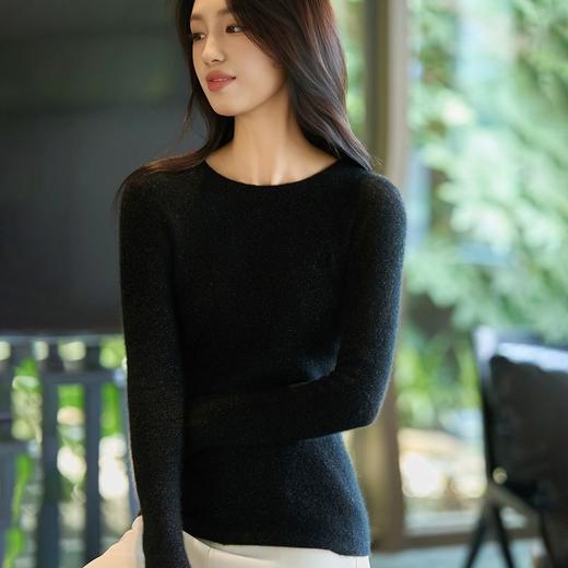 「自」全新升级【铂金会员183/天猫249/差价66】(15208)洛诗琳气质无缝超细精仿羊毛衫2025冬季圆领抽条针织打底上衣 商品图2