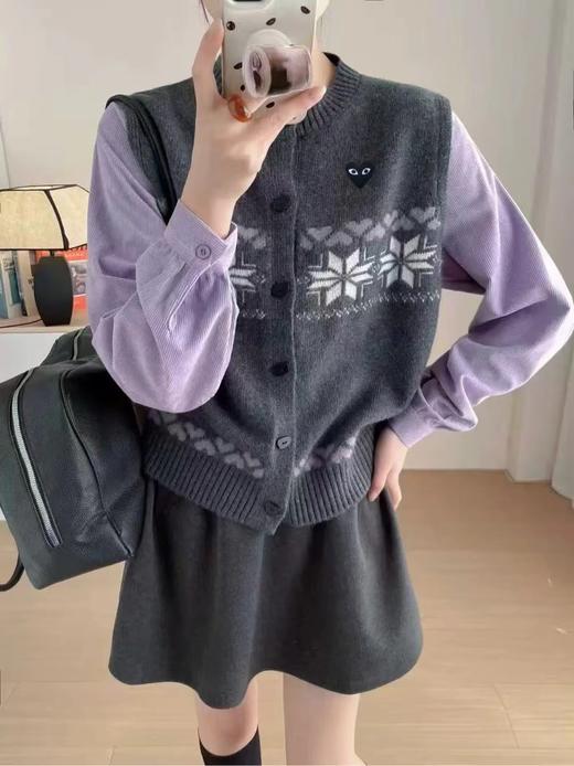 F012211女款费尔岛花纹假两件针织开衫圆领短款 商品图8