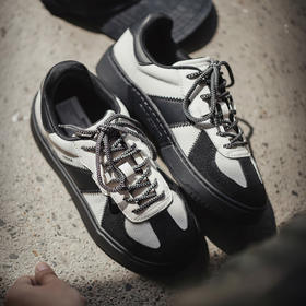 马登熊猫德训鞋2026冬季新款复古厚底增高休闲阿甘鞋男士通勤板鞋