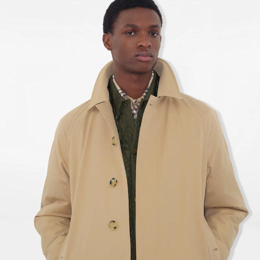 BURBERRY 巴宝莉 男士卡姆登版型 – 短款 Heritage 轻便风衣 卡其色 8079393 A1366 商品图3