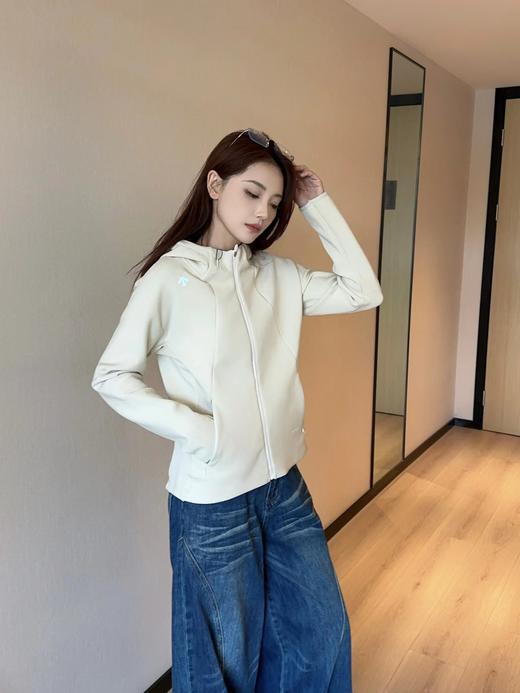 F012214新品时尚休闲外套女士针织运动上衣D5132T30 商品图3