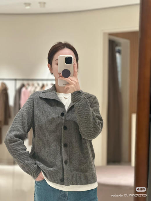 122-1 排他性独家圆正 小禾 专用牦牛绒 两用翻领针织开衫 商品图3