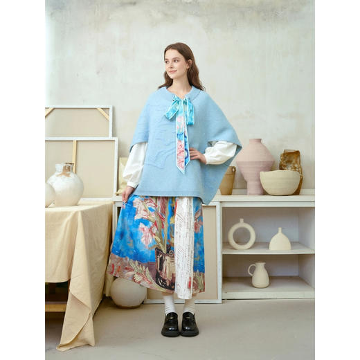 两三事梵高文艺 碧空云绒 2026春季新款绑带毛巾绣蝙蝠袖针织衫女 商品图2