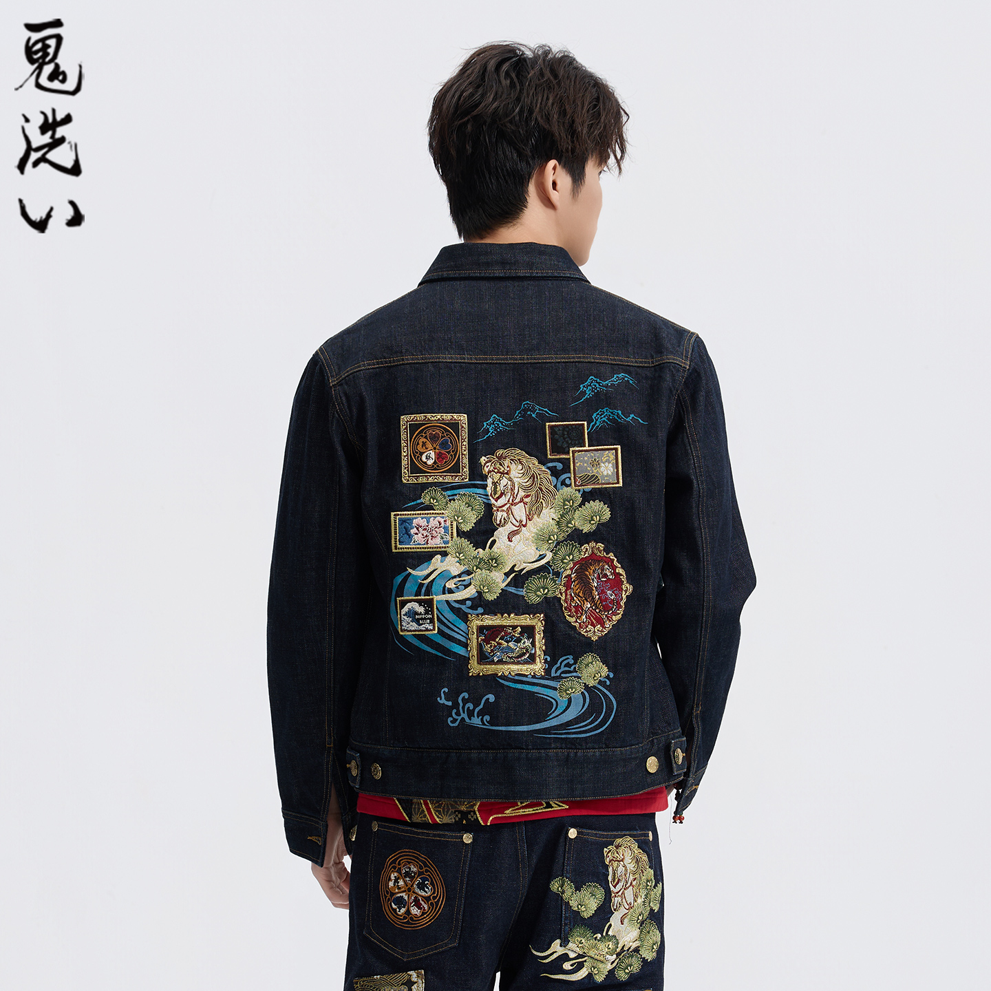 ONIARAI/鬼洗26春季新品泥棒蓝马画框艺术精绣牛仔夹克男 N340247