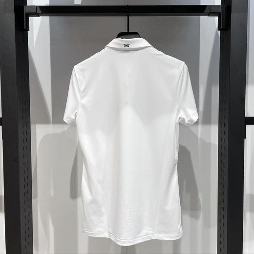 P家女基础短袖POLO衫来了！经典的基础款，黑白两色，虽是基础款但设计细节满满，前后LOGO，门筒内里LOGO印花，外部撞色印花，一件衣服四处印花及压花，弹力面料吸汗透气！ 商品图2