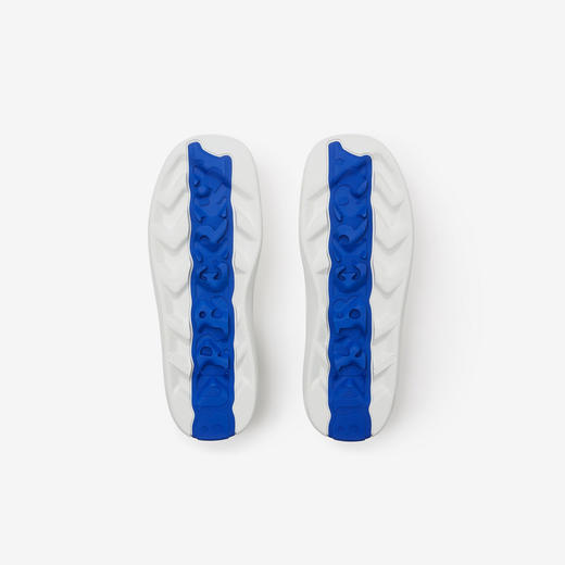 【一】BURBERRY 巴宝莉 男士马术骑士徽标压花皮革 Box 休闲运动鞋 白色 8083326 A1464 商品图4