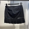 PG家暗黑限量系列压褶女士短裙来了！无论辅料还是面料都是杠杠的！高品质随便对比！每一个百褶摆都是经过车工加工定型的，所以完全不用担心散摆或者洗过后没有百褶，非常有廓形感！ 商品缩略图1