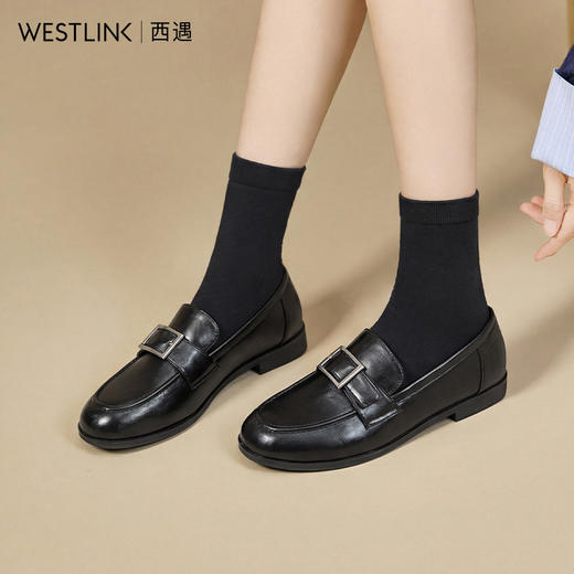 西遇平底乐福鞋女2026春季新款金属方扣单鞋英伦风复古软底小皮鞋V0166214 商品图0