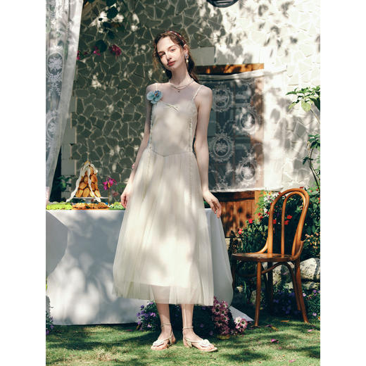 两三事 茉莉与薄荷 2026春季新款小清新立体花朵吊带连衣裙仙女裙 商品图1