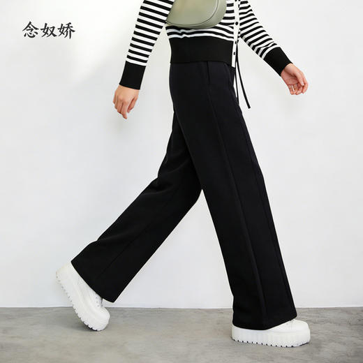 【商场同款】CNT5919 " 弹力松弛裤 " 全松紧腰头久坐不勒 立体捏梗设计更显瘦显腿长 深灰色直筒裤 商品图11