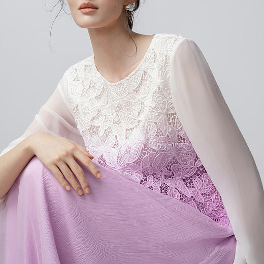 【林栖设计小店】蝶舞翩然|镂空蝴蝶刺绣拼桑蚕丝2026春新款渐变紫连衣裙T1961152 商品图3