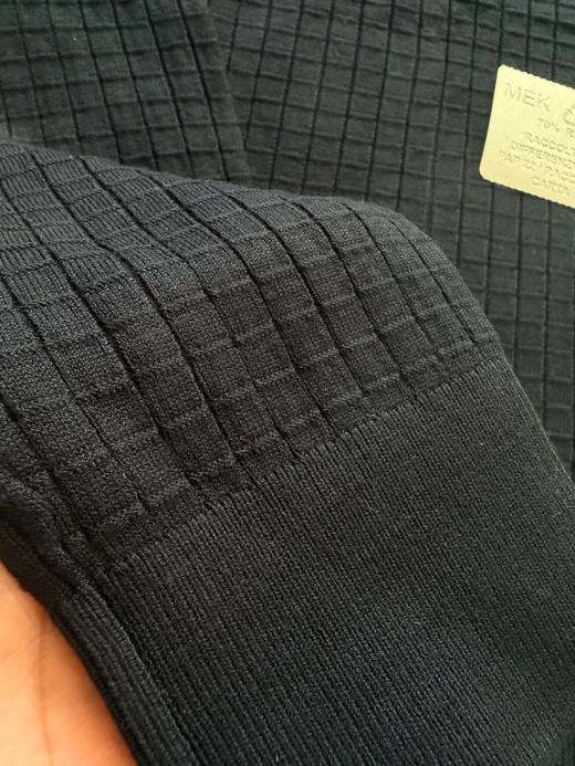 Emporio Armani阿玛尼EA高领提花针织衫 商品图4