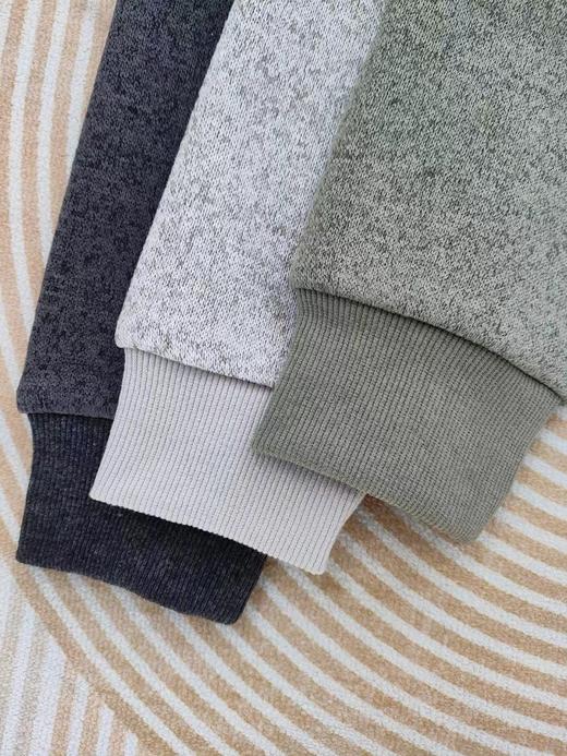 D012253立裁压胶口袋冬季加绒打底休闲套头圆领拼色卫衣 商品图4