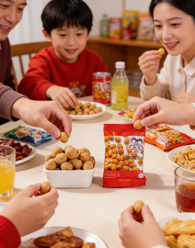 这【相棒多味花生】我能回购一万年‼️💰19.9狂抢60包‼️一包才三毛💰血赚不亏❗ 油脂香混着红皮花生本味🥜金黄酥脆💥好吃到嗦手指🤤