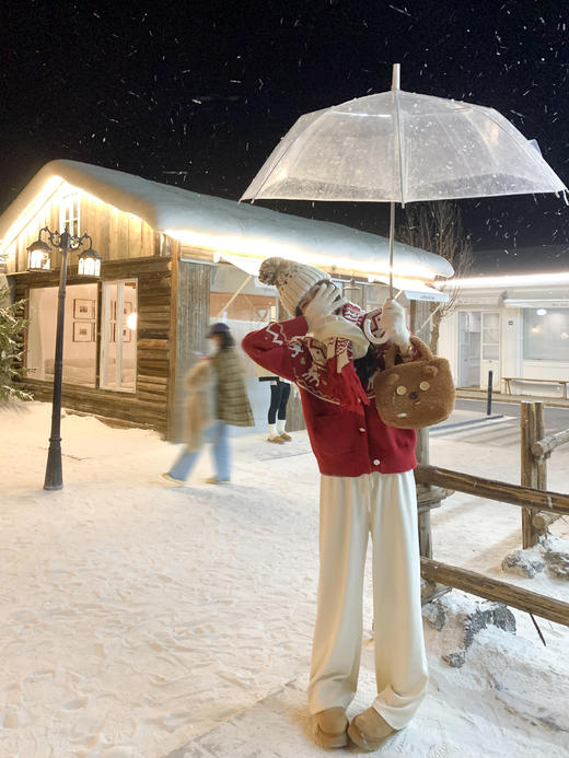 <曾小咸推荐>现货秒杀 ！微信超特价！红色提花系扣毛衣 日常199.99/件 立减110 秒杀89.99/件！！ 商品图7