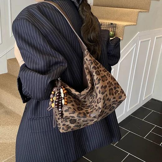 麂皮绒包包系列 ｜ 3款爆火包包，高级老钱风，一搭很时髦！ 商品图5