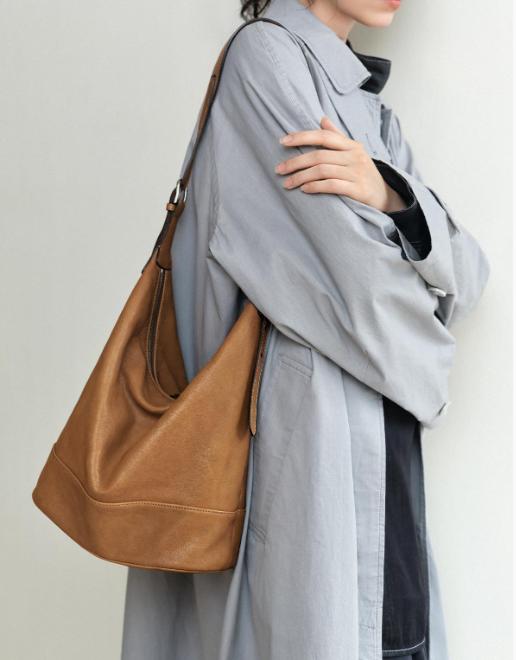 老米优品🎈代工厂直发！高端系列《裘真植鞣小山羊皮双耳水桶包托特包》单肩斜挎，文艺复古 大容量包包！ 商品图8