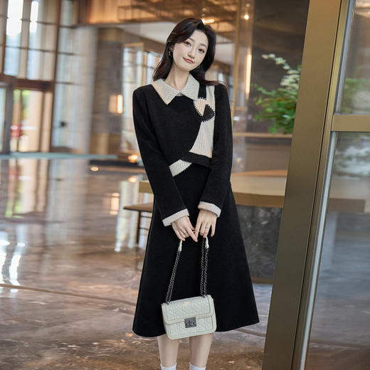 奢姿大码女装2025冬季时尚拼撞色翻领连衣裙胖妹妹气质显瘦裙子9954954042 商品图4