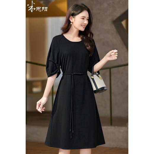【51直降秒杀】哑光醋酸小黑裙 弹力垂坠 显瘦优雅 米思阳2025夏季新款时髦通勤半袖显瘦裙子2037 商品图0