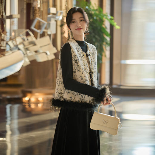 奢姿大码女装2025冬季减龄山水画设计流苏两件套胖妹妹时尚套装9954954060A 商品图2