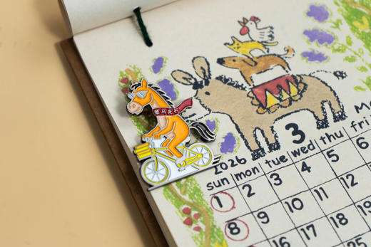 寻知系列·策马自行（徽章） 法律出版社文创用品 商品图2