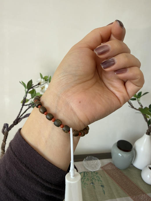 沉香鼓珠配南红小圆珠 手串儿 发顺丰到付 商品图8