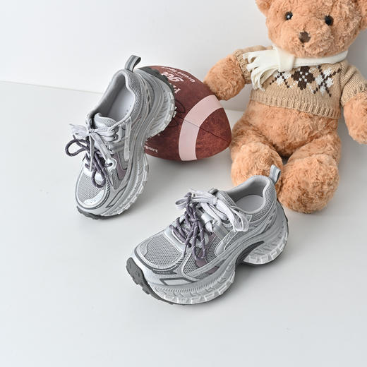 经典鲨2026春季专柜新品韩版网面系带透气舒适显高老爹鞋女KW505-617011 商品图1