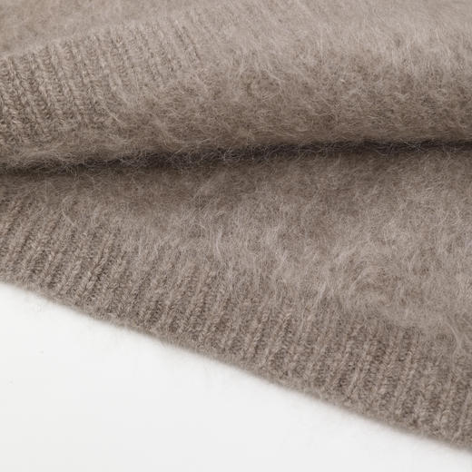 ROMI STUDIO“简约老钱”羊绒羊毛软糯半高领拉毛短袖 RWCWST7194 商品图3