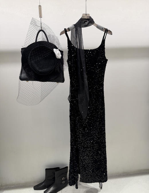 【门店同款】ENJOY春季轻奢亮片薄纱飘带吊带裙 169643221 商品图0