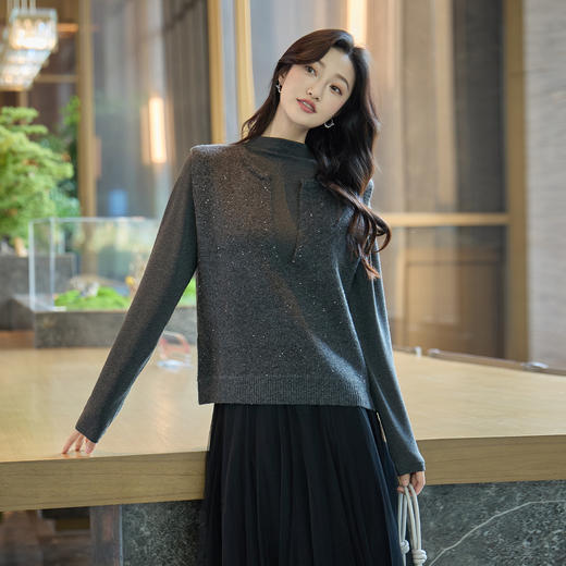奢姿大码女装2025冬季胖妹妹时尚深V领针织马甲气质休闲显瘦上衣9854691093 商品图4