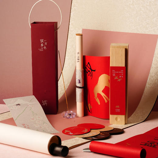 驭 一方春色礼盒 | 行春花薰线香&画韵琉璃香插 植物精油香薰 清野花香 温润安和 专属笺札新春礼盒 空山时 商品图0