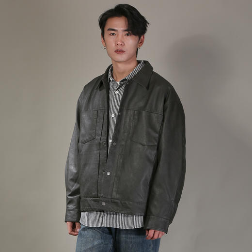 DRONKOO 2026 翻领前双贴袋门襟压褶中厚皮衣 商品图3