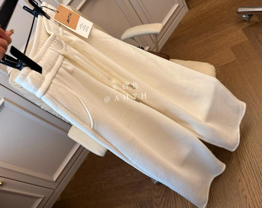 特价浮雕肌理感雪花绒裤加绒裤 商品图2