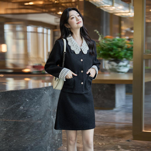 奢姿大码女装2025冬季撞色翻领袖口花边外套半裙套装小香风两件套9954970700 商品图2