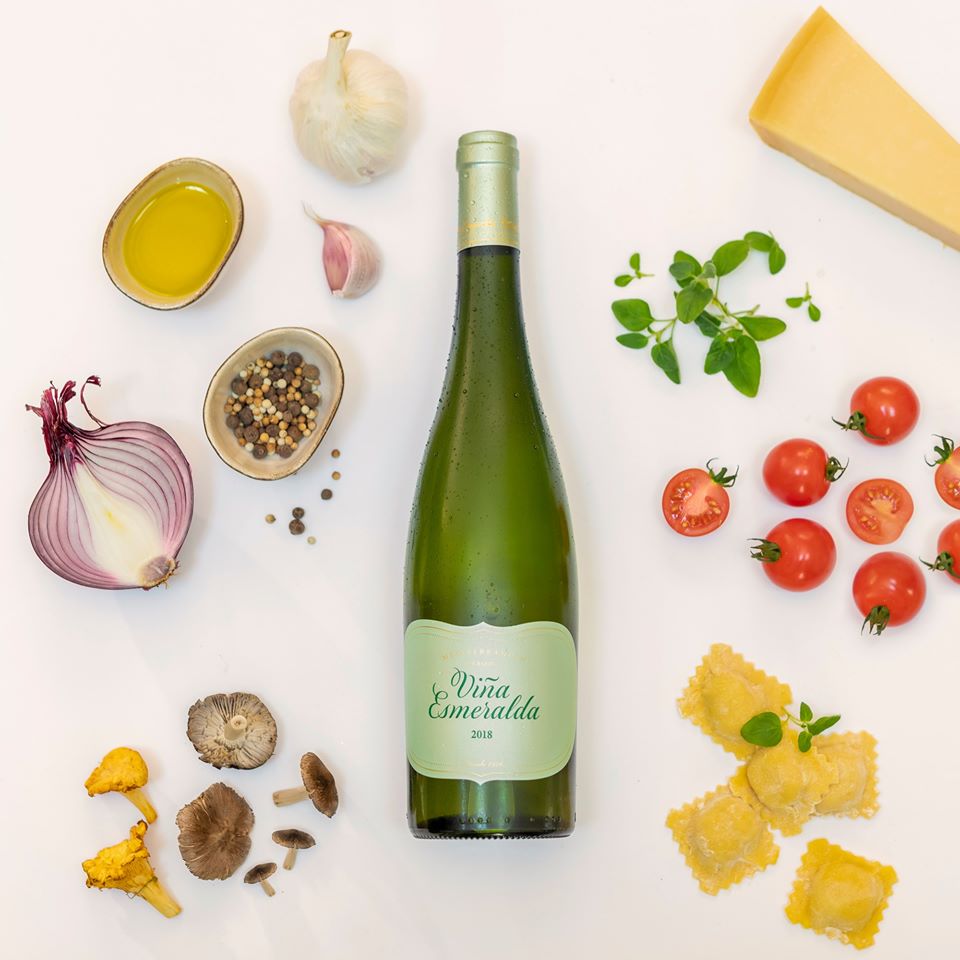 MUNDUS VINI金奖桃乐丝宝石半干白葡萄酒