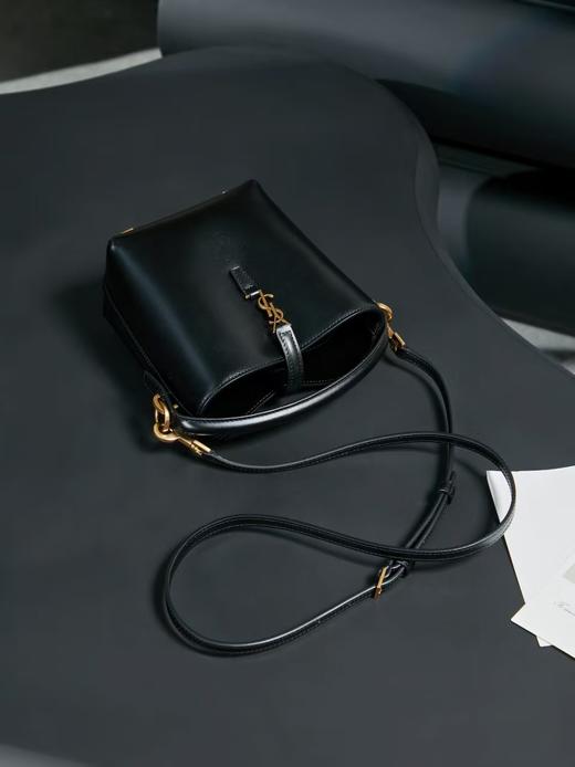 圣罗兰 亮面 水桶 mini（LZ） 商品图5