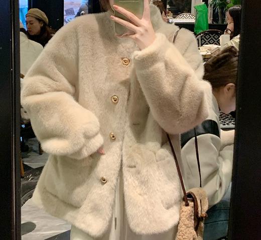 高奢贵妇局！小香风仿水貂绒环保皮草外套 秋冬必备，软软糯糯！高级贵妇质感，完美色系印染，贵气十足 商品图4